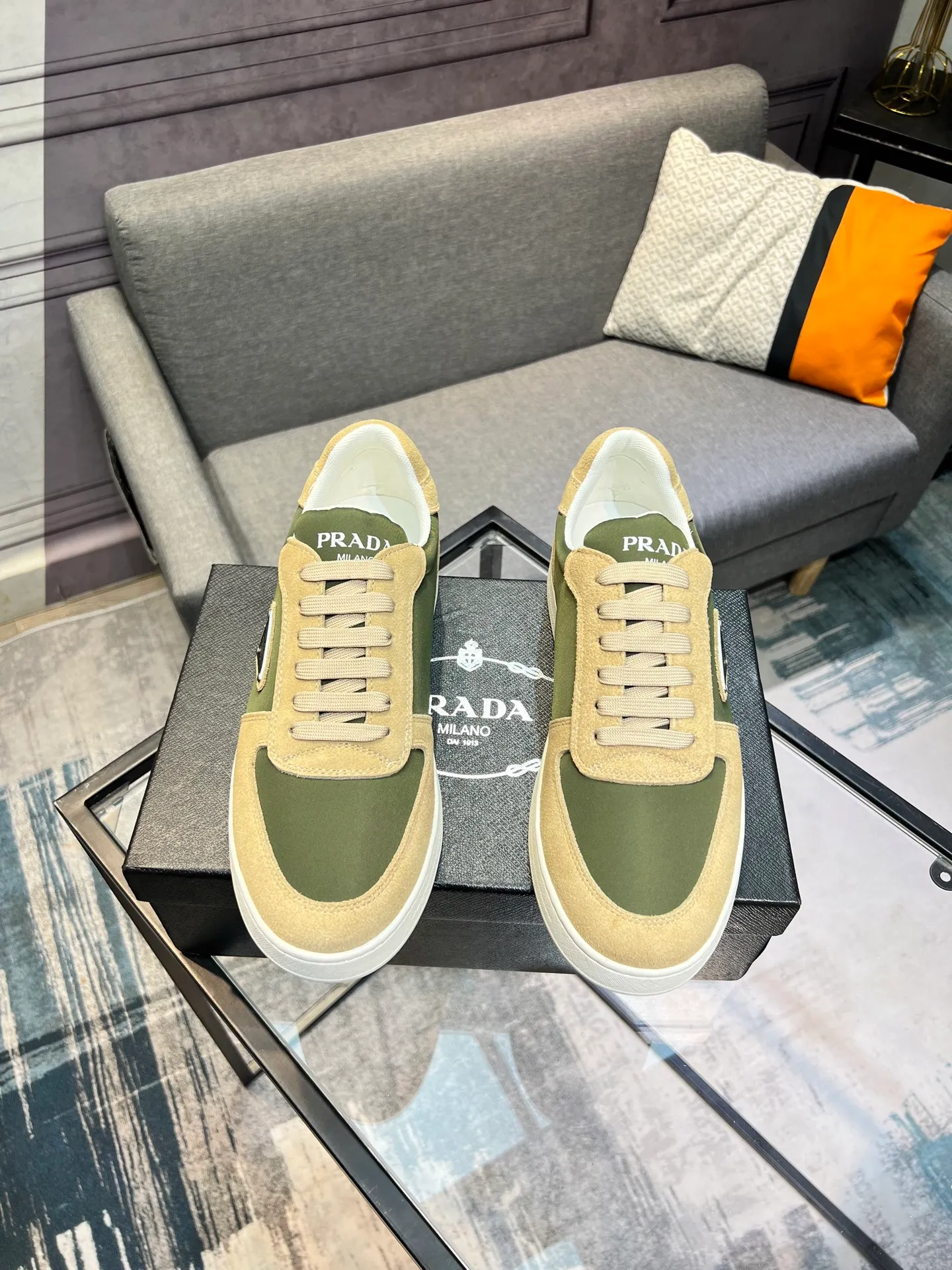 Men's men's shoes 💰440 [PRADA—Prada] latest model 🙈original replica! 👟👟👟Available here. The workmanship is top-notch. The upper is made of Italian 🇮🇹Imported calfskin. ❗️Breathable genuine leather lining @Suitable for travel. The original version has an enlarged engraved sole, making it suitable for all kinds of travels, showing low-key luxury. Let quality speak for itself. Color: Size: 38-44